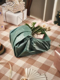 Best Søstrene Grene Schweiz Geschenkpapier Aus Stoff