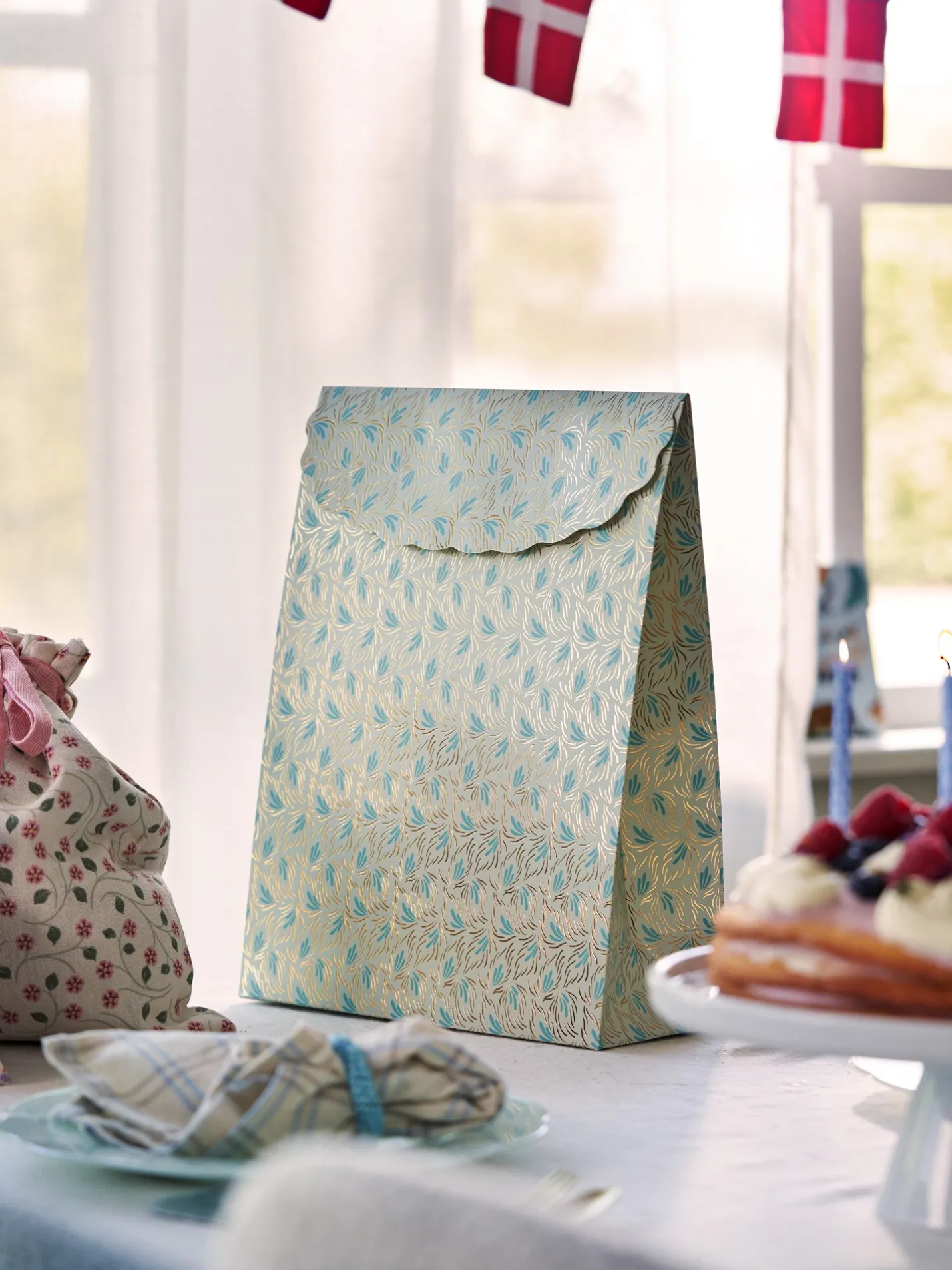 New Søstrene Grene Schweiz Kuvert-Geschenktüte Dusty Green