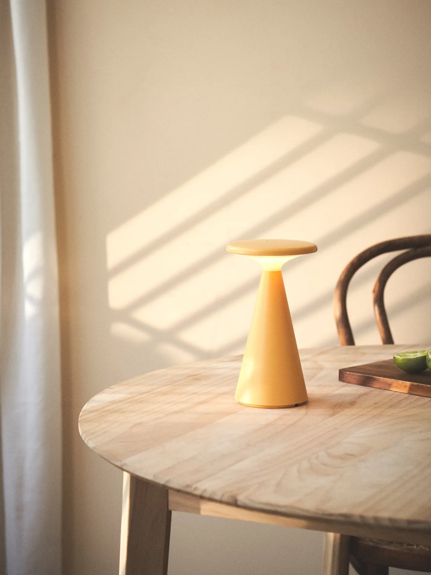 Søstrene Grene Schweiz LED-Tischlampe Lemon