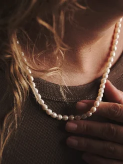 Søstrene Grene Schweiz Mana Long Perlenkette Off White