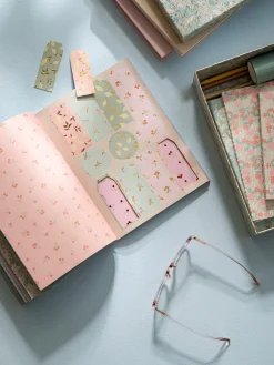 Best Søstrene Grene Schweiz Paper Is Magic-Buch Multi