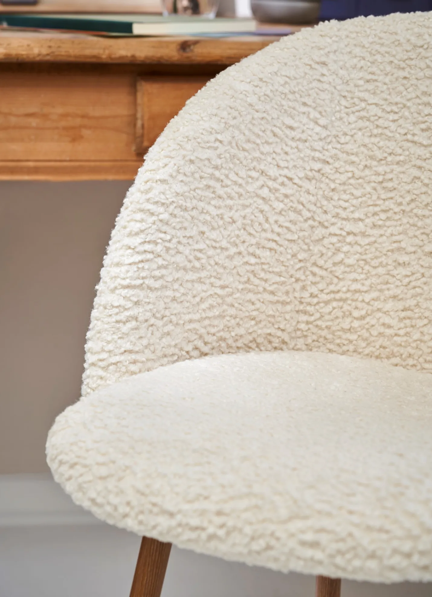 Sale Søstrene Grene Schweiz Stuhl Mit Teddystoff-Bezug