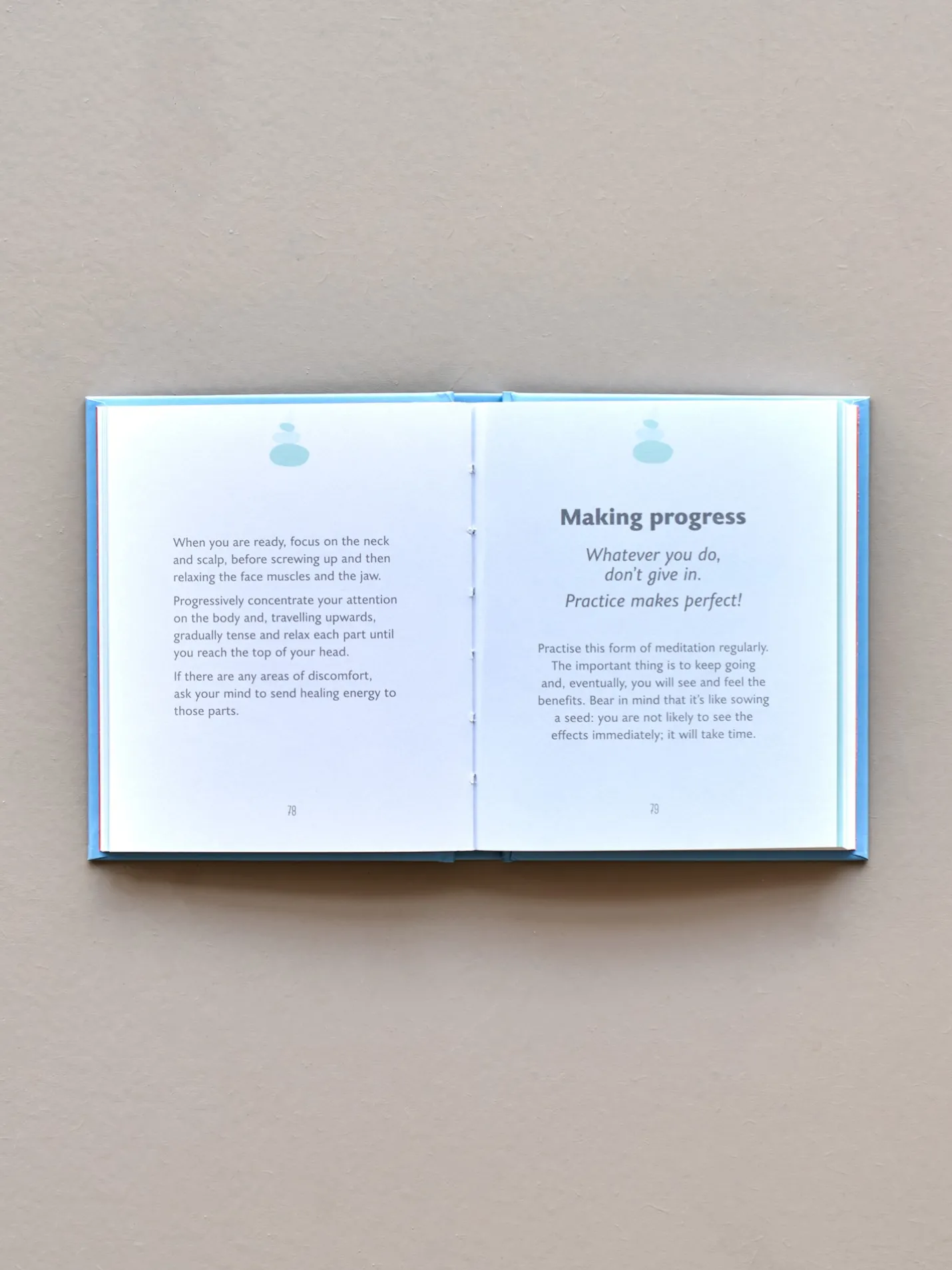 Clearance Søstrene Grene Schweiz The Little Book Of Meditation Milky Blue